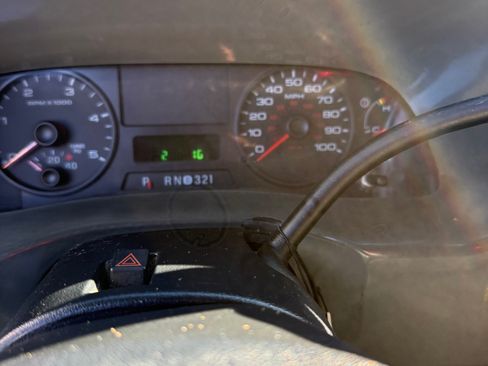 Used 2005 Ford F450 176 W.B. 4D image 6