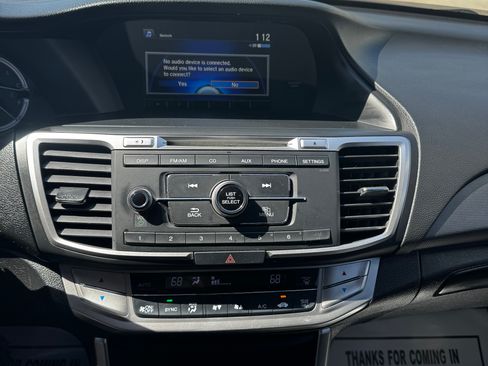 Used 2013 Honda Accord LX image 9