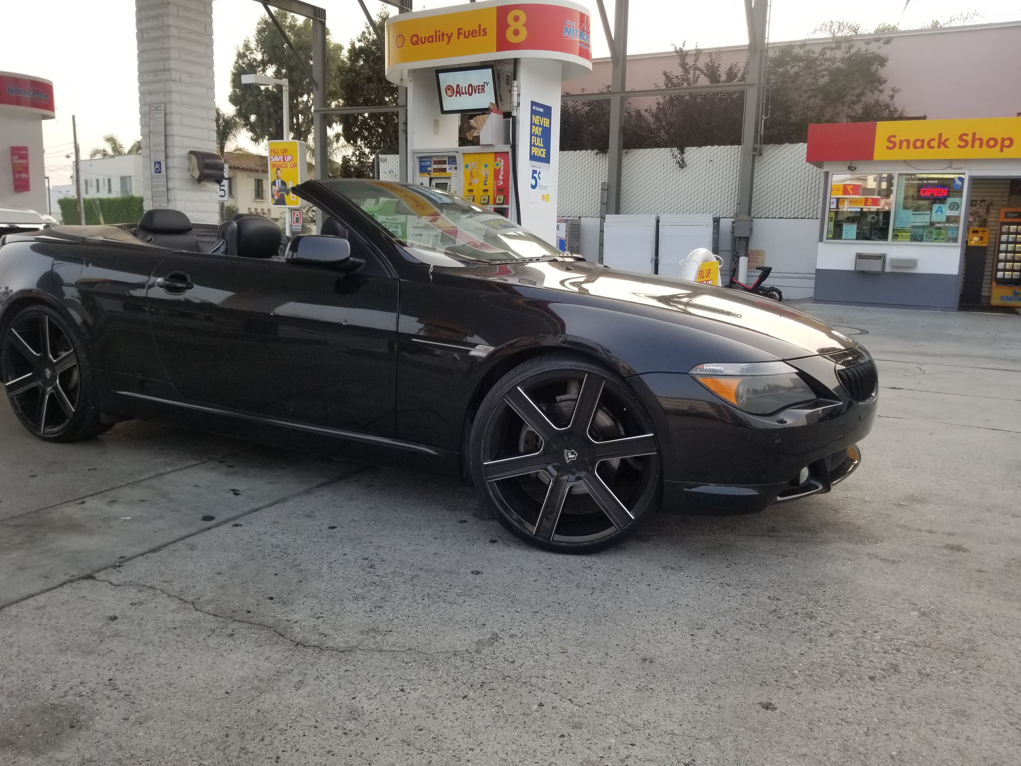 Used 2004 BMW 645Ci Convertible RWD image 5