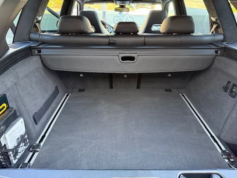 Used 2017 BMW X5 M image 10