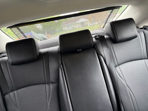 Used 2020 Lexus ES 350 Ultra Luxury w/ Accessory Package 2 FWD image 21