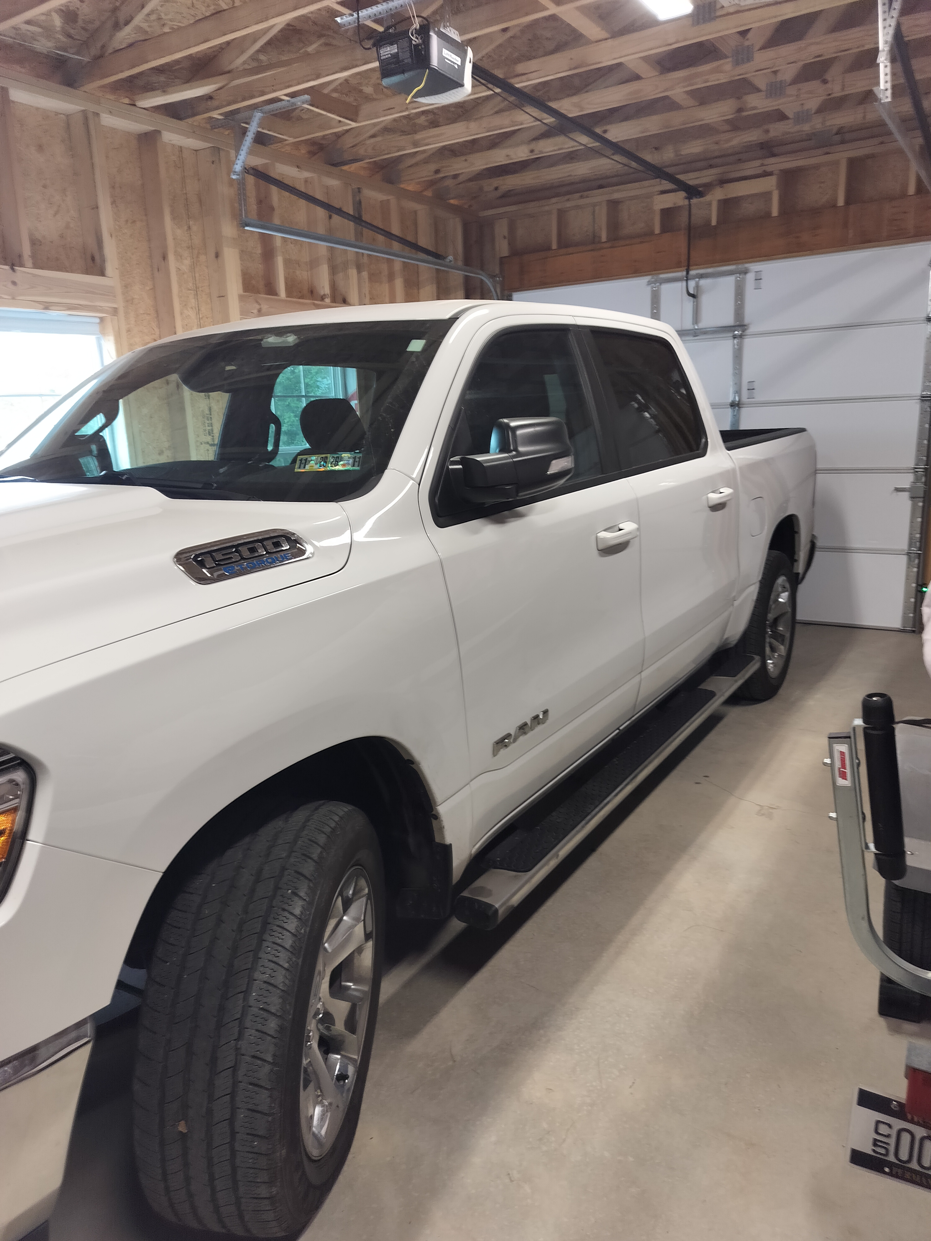 Used 2022 RAM 1500 Big Horn AWD/4WD image 2