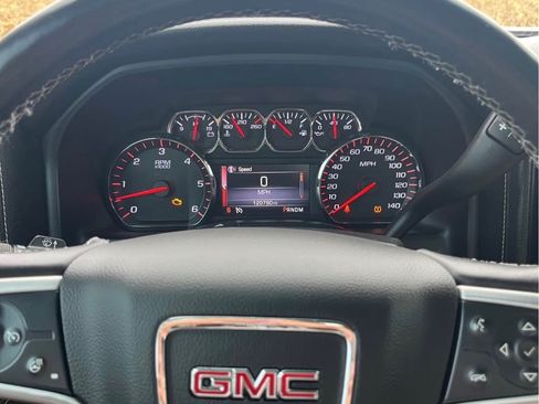 Used 2014 GMC Sierra 1500 SLT w/ SLT Preferred Package image 2