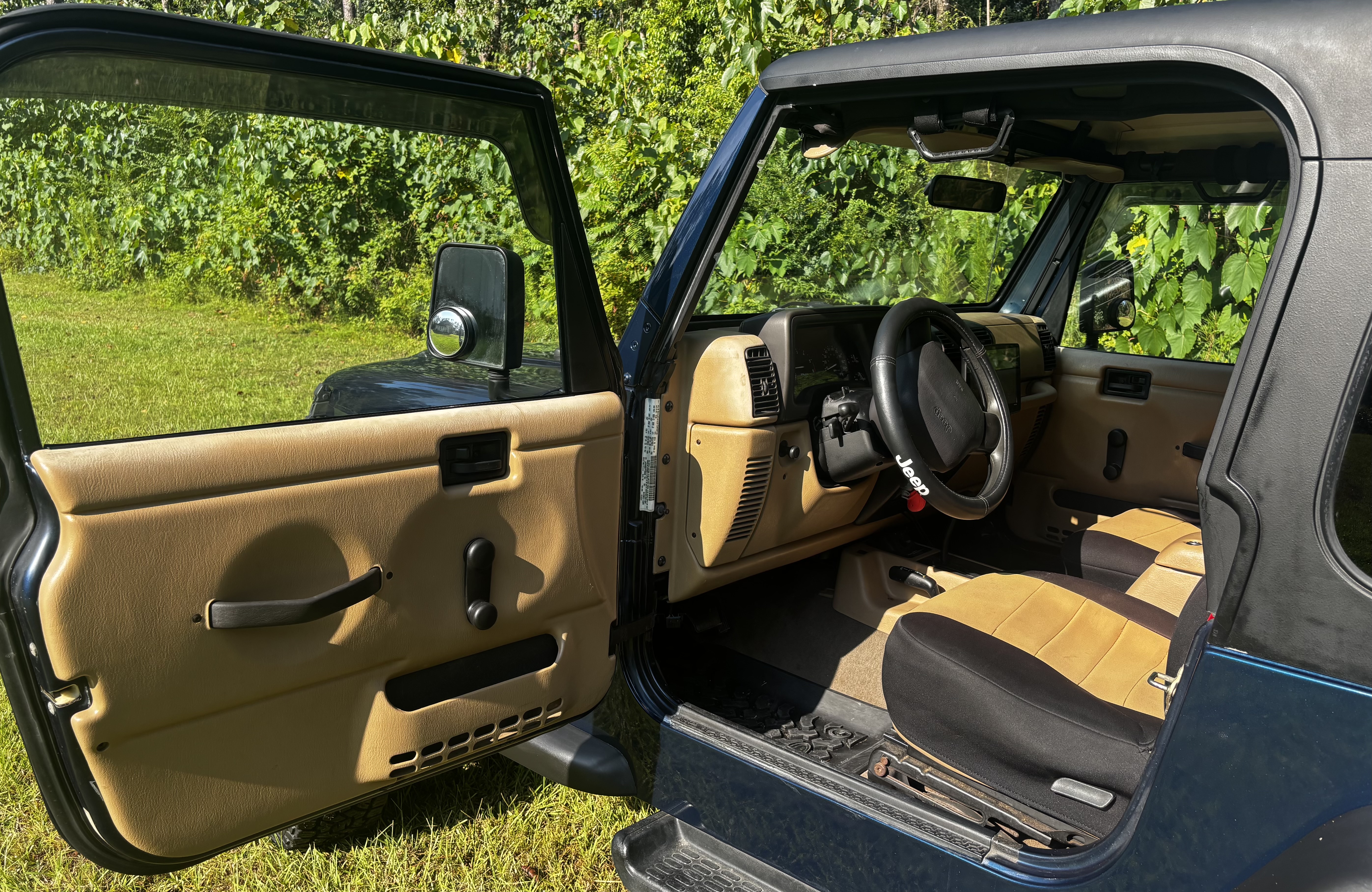 Used 2000 Jeep Wrangler Sport AWD/4WD image 13