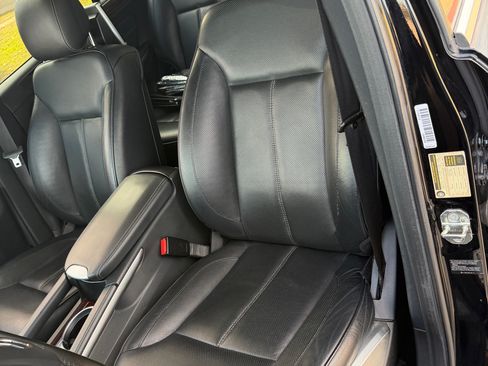 Used 2010 Mercedes-Benz GL 550 4MATIC image 14