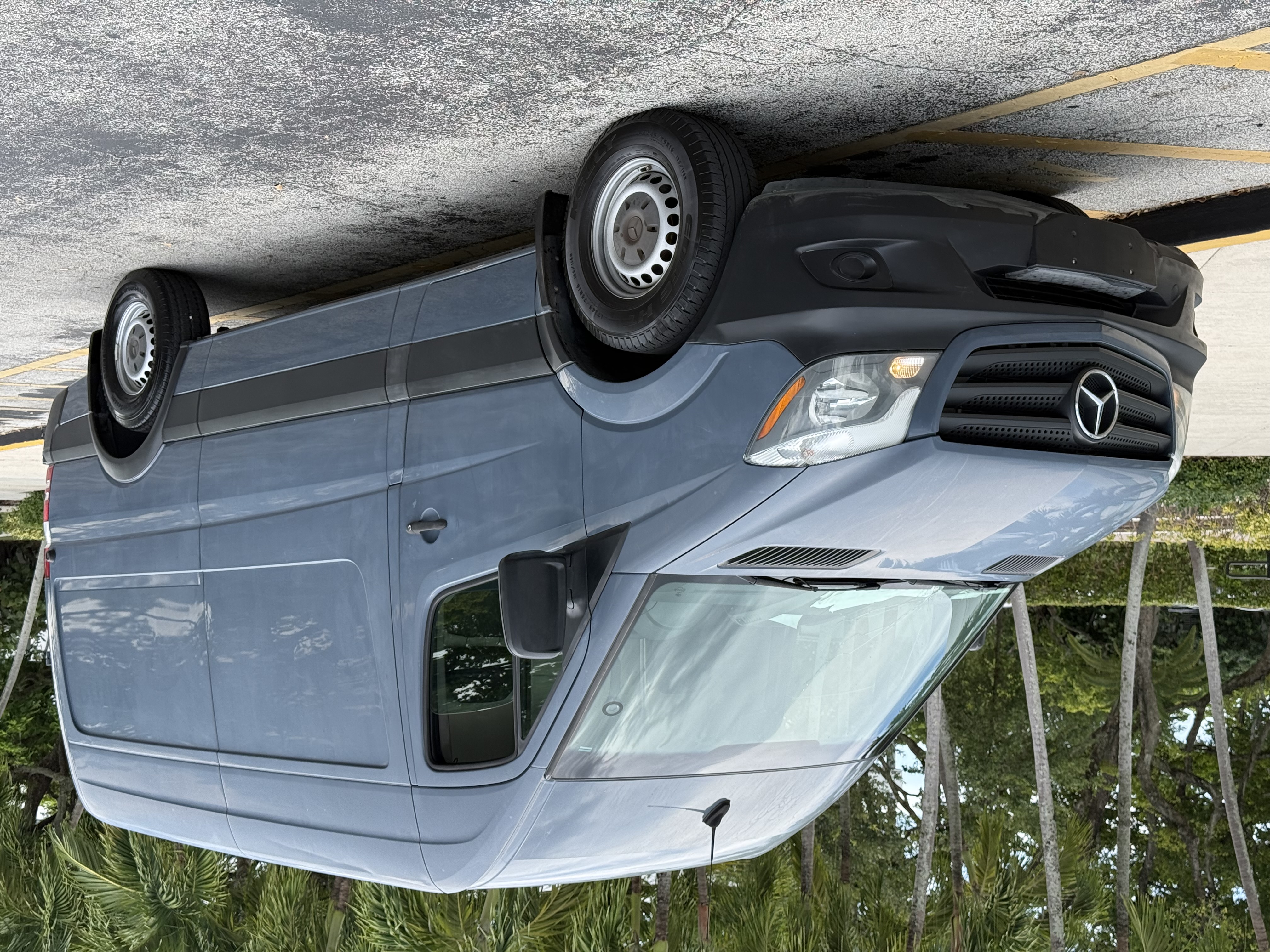 Used 2018 Mercedes-Benz Sprinter 2500 image 1