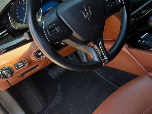 Used 2018 Maserati Quattroporte S RWD image 5