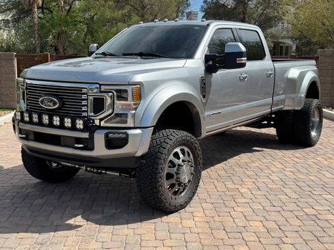 Used 2022 Ford F450 Limited w/ FX4 Off-Road Package AWD/4WD image 1