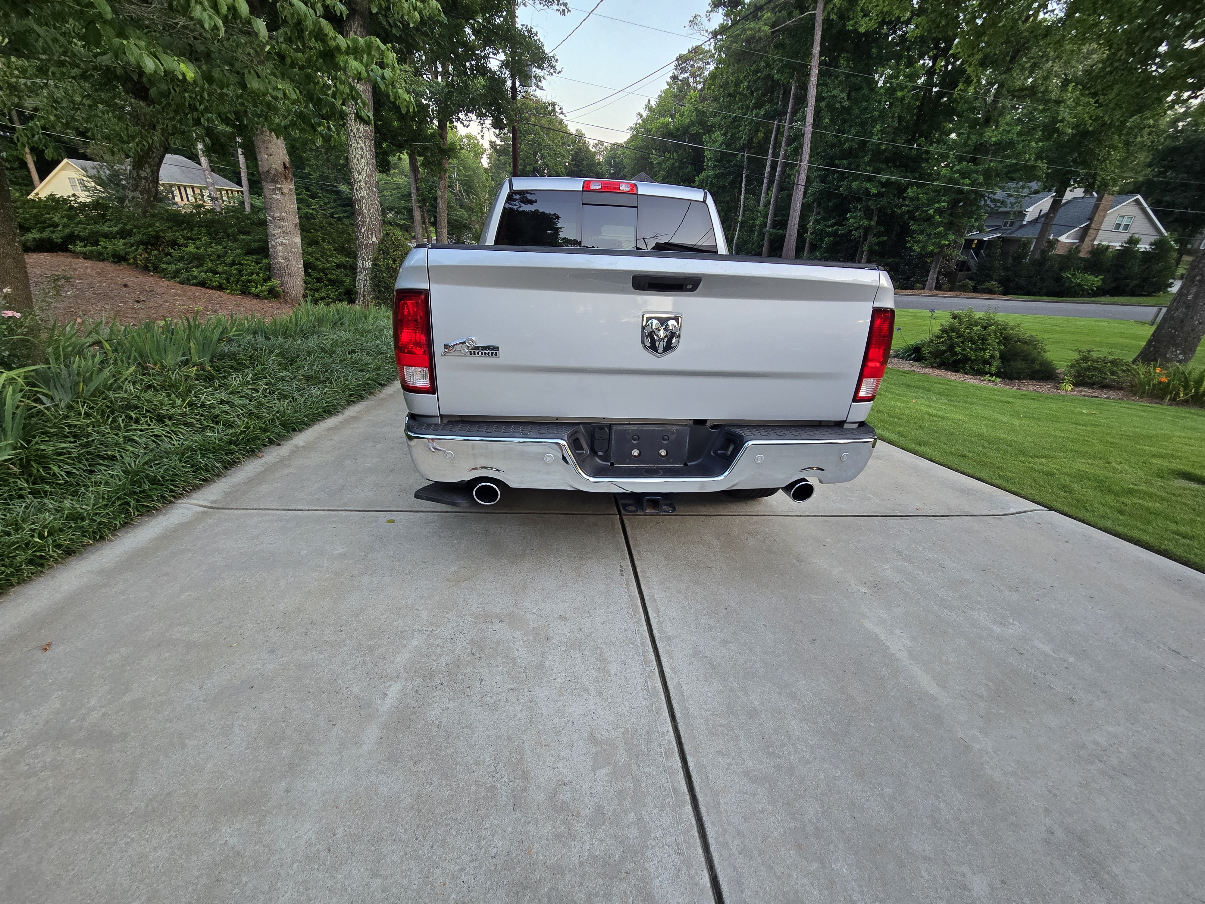 Used 2015 RAM 1500 Big Horn RWD image 9