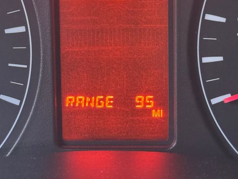 Used 2015 Nissan NV 3500 SL w/ Technology Package image 17