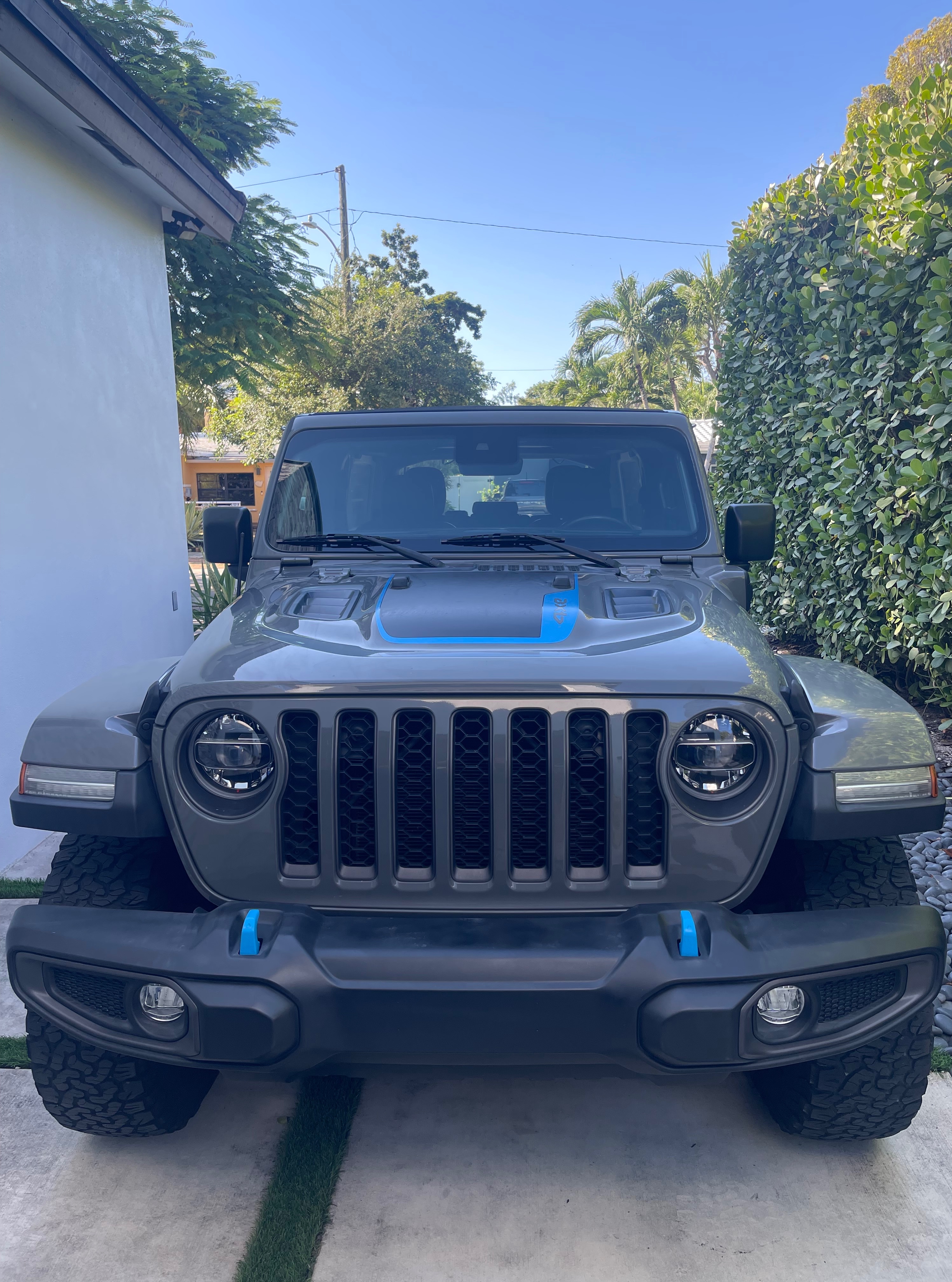 Used 2021 Jeep Wrangler Unlimited Rubicon 4xe w/ Safety Group AWD/4WD image 1