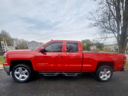 Used 2014 Chevrolet Silverado 1500 LT w/ LT Convenience Package image 2