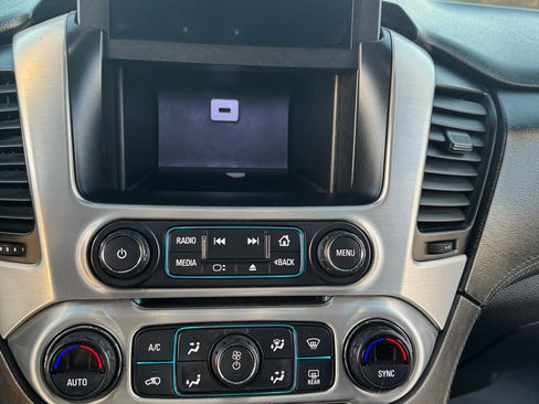 Used 2018 GMC Yukon SLT w/ Premium Edition image 13