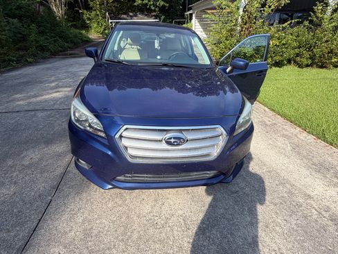 Used 2016 Subaru Legacy 2.5i Premium AWD/4WD image 4