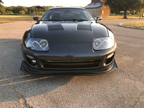 Used 1993 Toyota Supra Turbo RWD image 4
