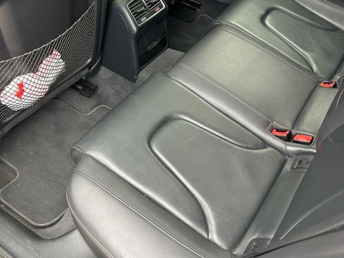 Used 2016 Audi A4 Premium image 5