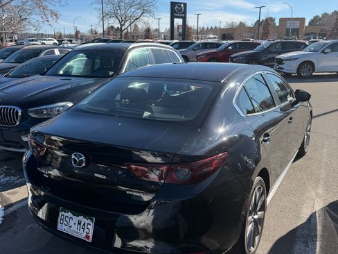 Used 2019 MAZDA MAZDA3 AWD Sedan w/ Select Package image 12