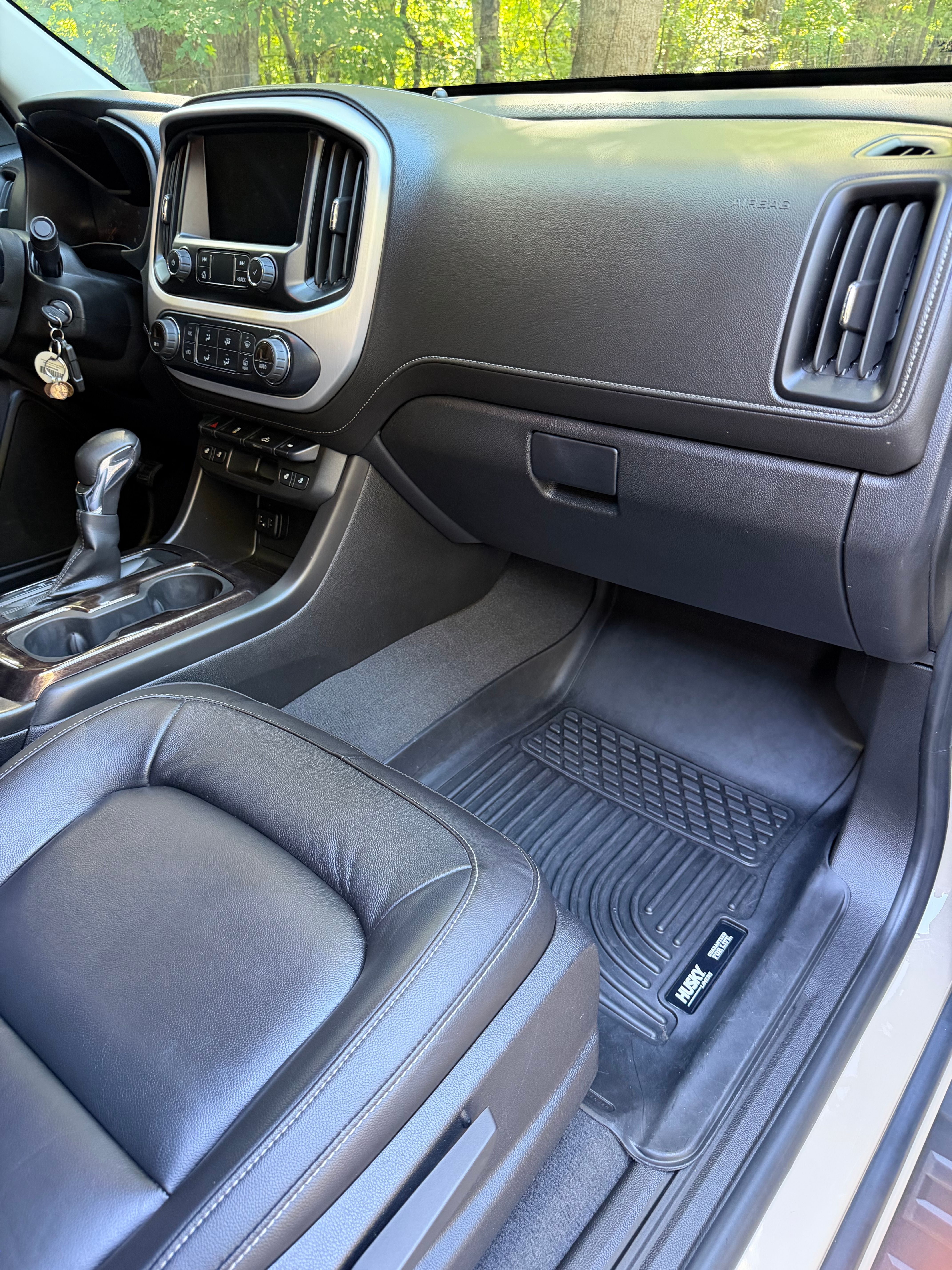 Used 2022 GMC Canyon Elevation w/ Elevation Premium Package AWD/4WD image 9