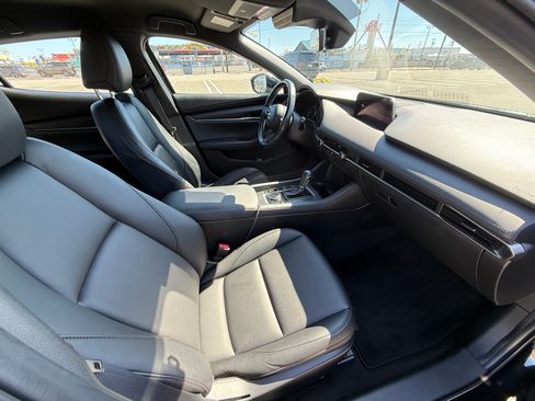 Used 2020 MAZDA MAZDA3 AWD Hatchback image 22