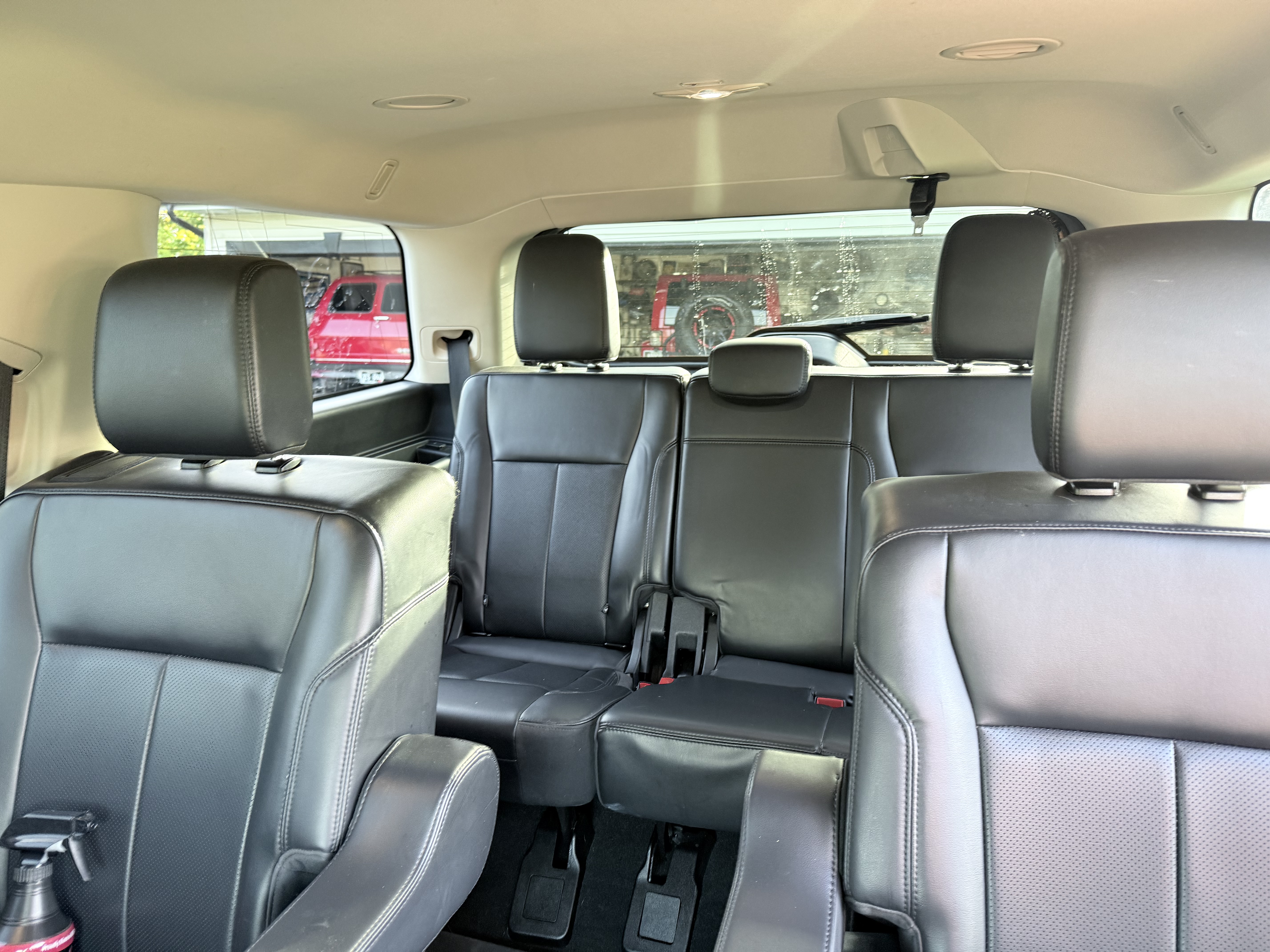 Used 2024 Ford Expedition XLT AWD/4WD image 8