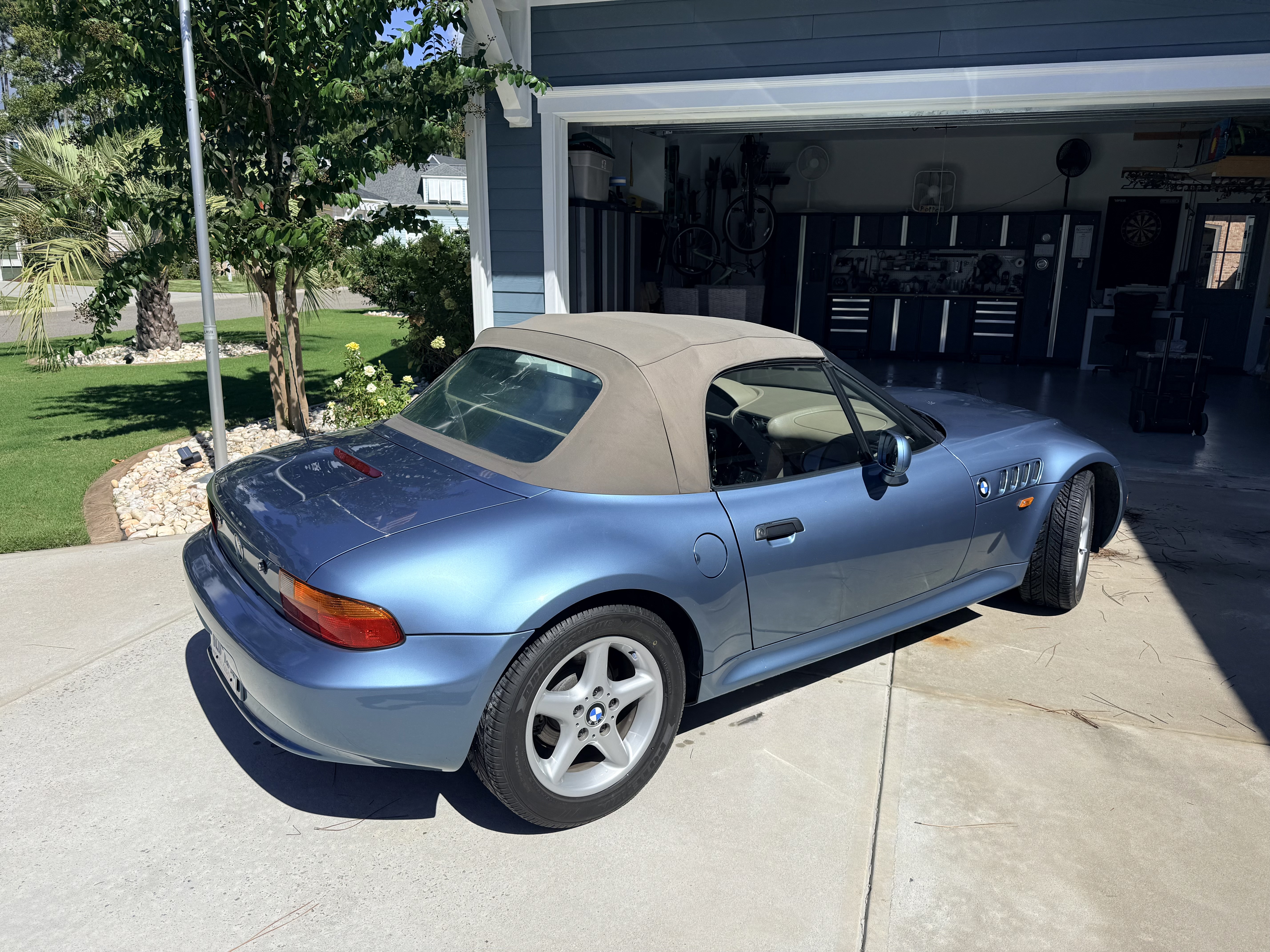 Used 1997 BMW Z3 2.8 RWD image 19