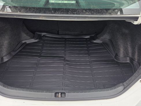 Used 2014 Toyota Corolla L image 10