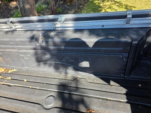 Used 2017 Nissan Titan PRO-4X w/ Pro-4x Convenience Package image 26