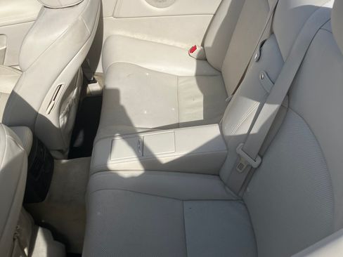 Used 2010 Lexus IS 350C image 12