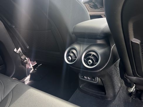 Used 2023 Alfa Romeo Stelvio Quadrifoglio image 6