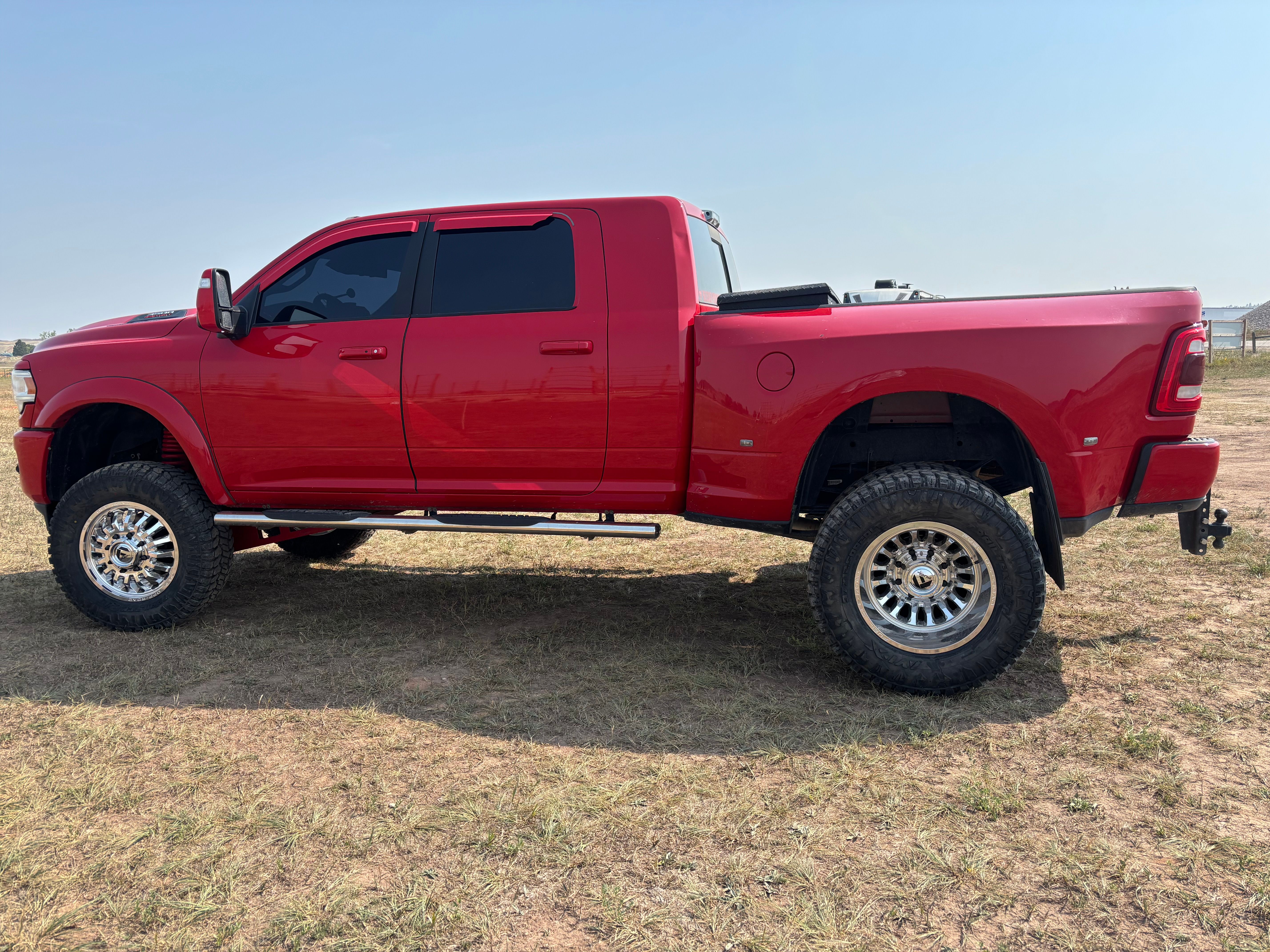 Used 2023 RAM 3500 Laramie AWD/4WD image 4
