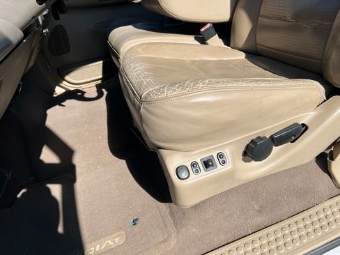 Used 2002 Ford F350 4x4 Crew Cab DRW Super Duty image 11