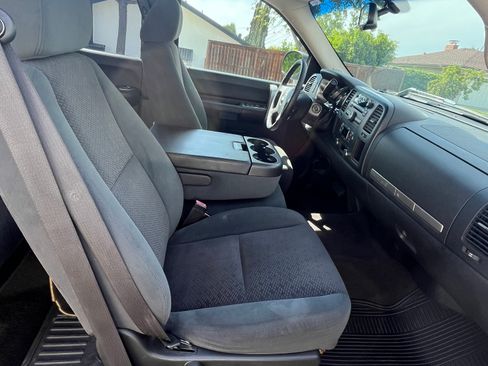 Used 2007 Chevrolet Silverado 1500 LT w/ California Package image 13