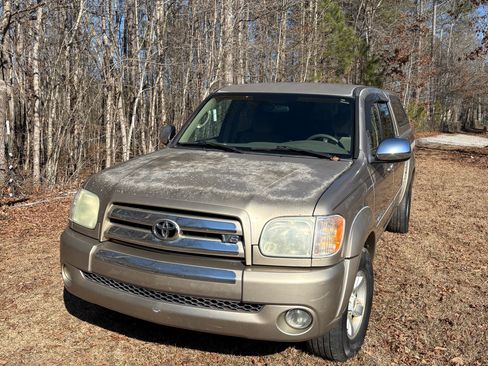 Used 2006 Toyota Tundra SR5 image 2