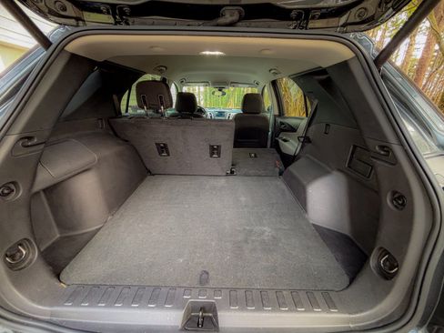 Used 2019 Chevrolet Equinox LT image 13