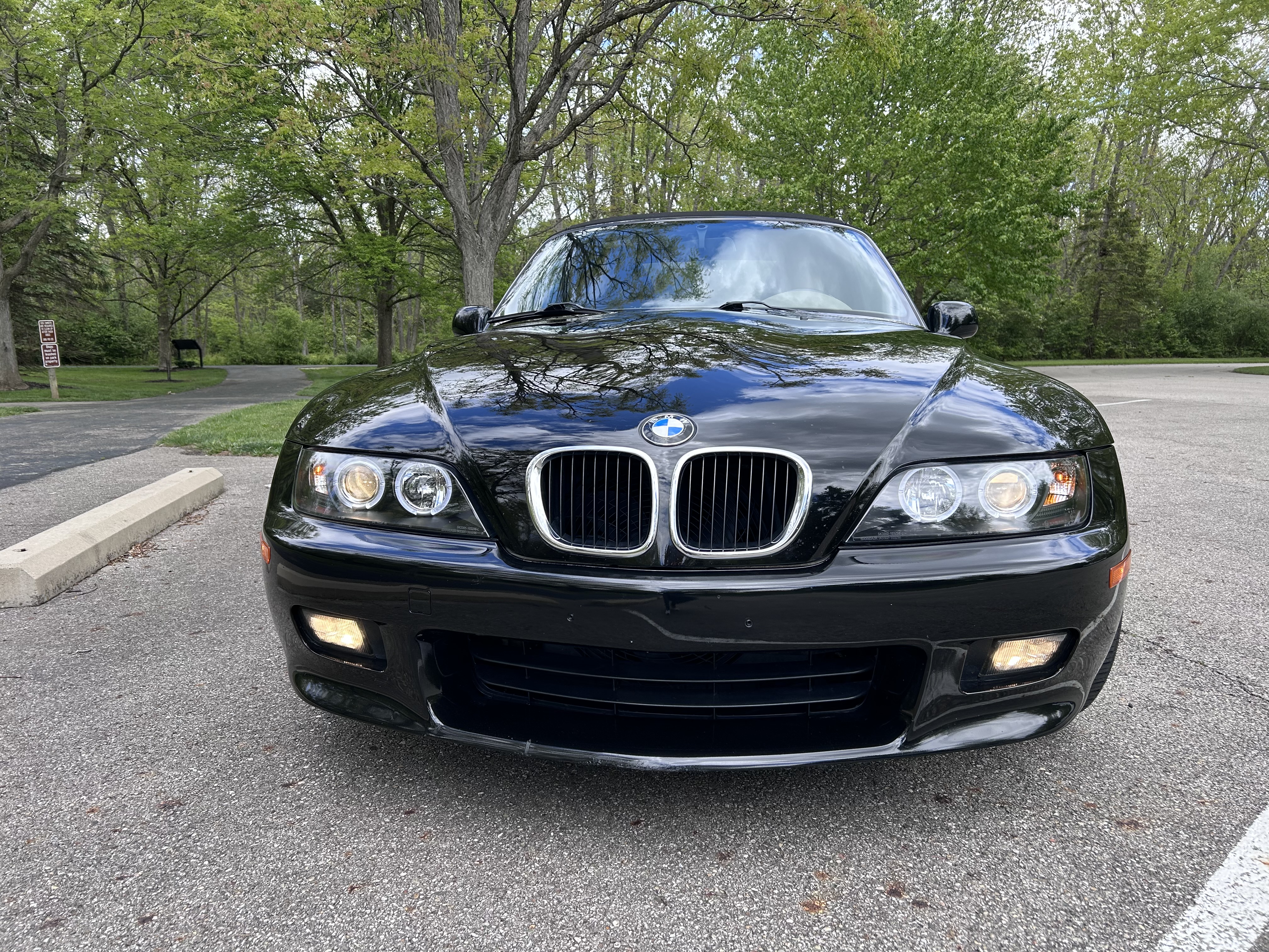 Used 2000 BMW Z3 2.5i RWD image 8