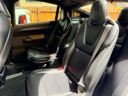 Used 2022 Tesla Model X Plaid AWD/4WD image 14