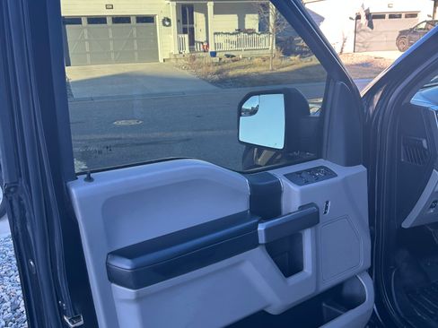 Used 2020 Ford F150 XLT image 10