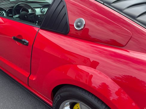 Used 2006 Ford Mustang GT Premium image 13