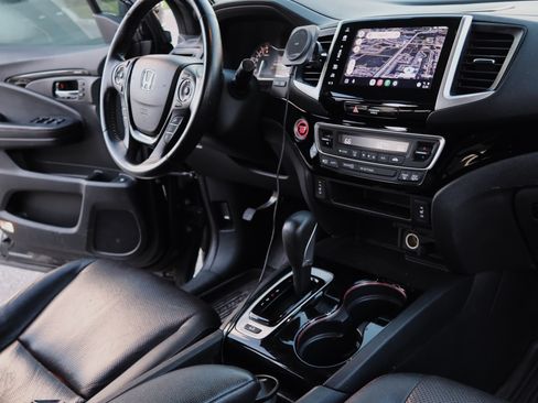 Used 2017 Honda Ridgeline Black Edition image 24