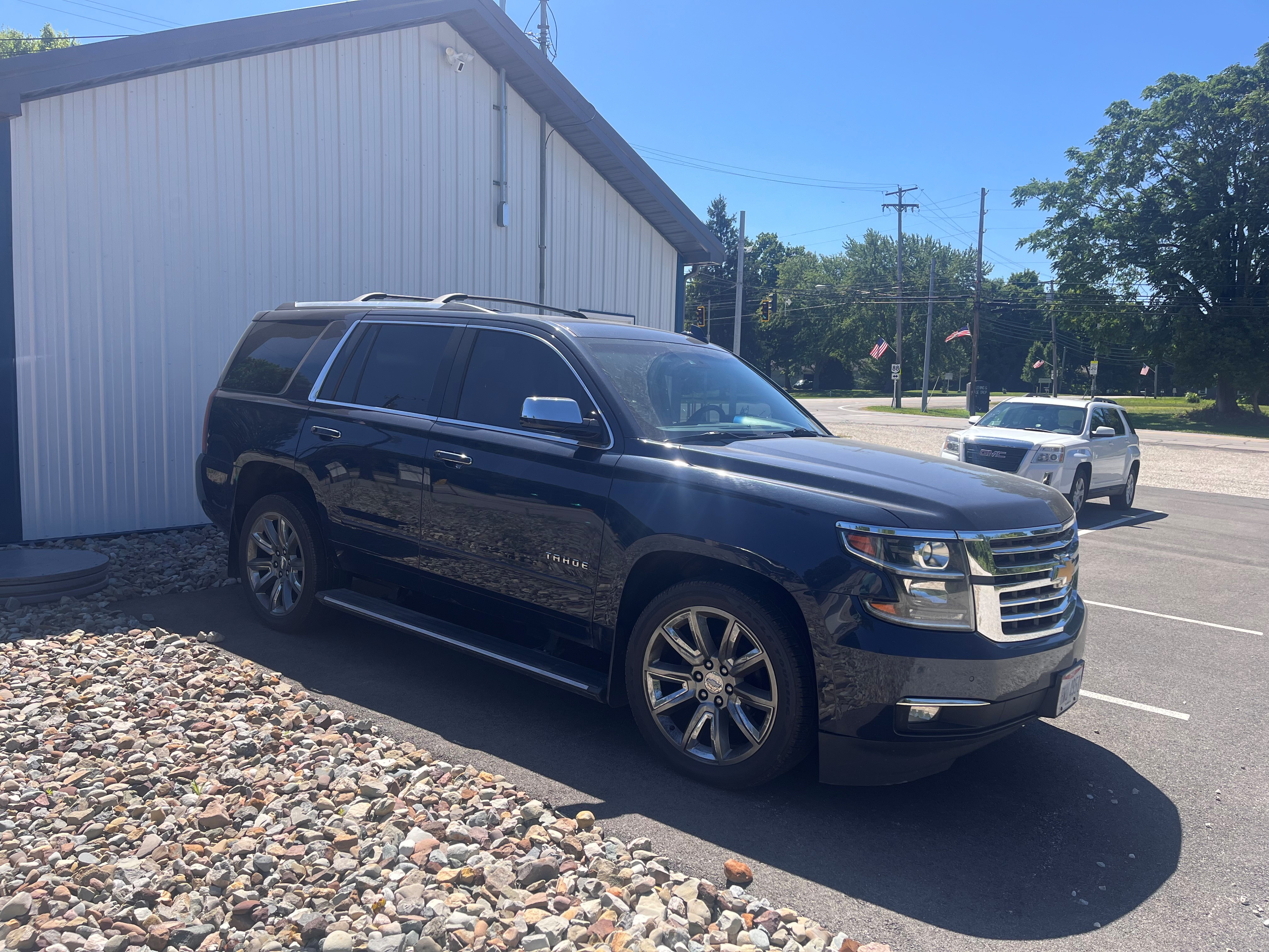 Used 2017 Chevrolet Tahoe Premier AWD/4WD image 6