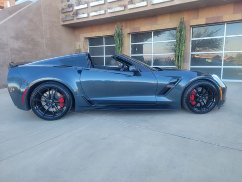 Used 2019 Chevrolet Corvette Grand Sport image 8