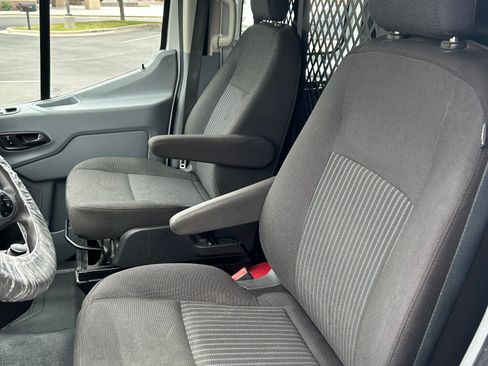 Used 2018 Ford Transit 250 130 Low Roof w/ Exterior Upgrade Package RWD image 19