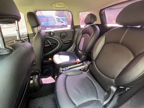 Used 2012 MINI Cooper Countryman S image 11