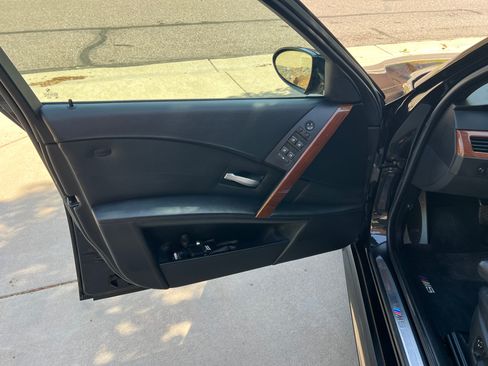 Used 2006 BMW M5 RWD image 8
