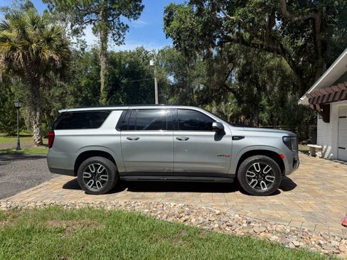 Used 2023 GMC Yukon XL AT4 w/ Max Trailering Package AWD/4WD image 1