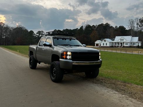 Used 2008 Chevrolet Silverado 1500 LT w/ Power Pack Plus image 1