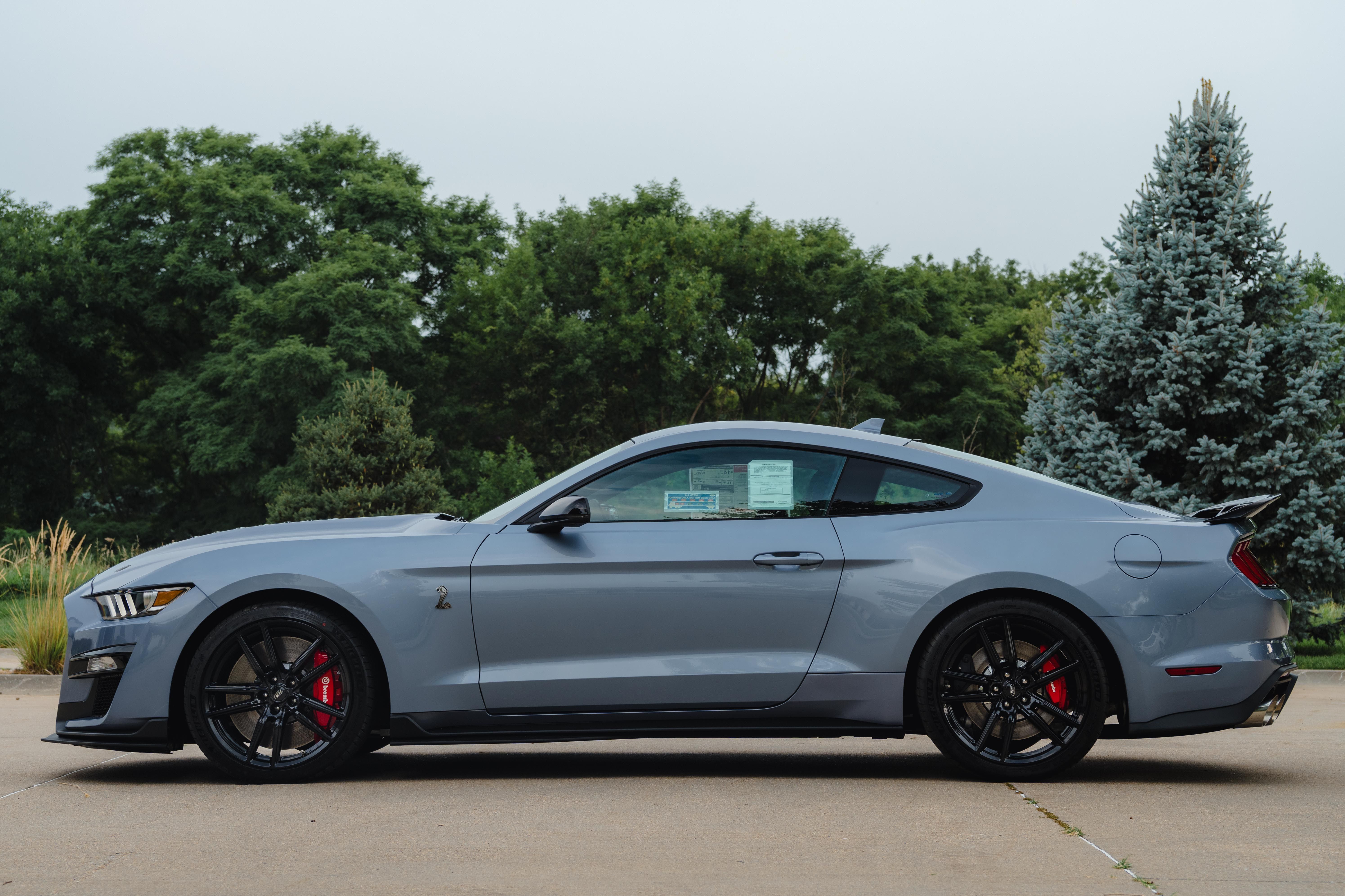 Used 2022 Ford Mustang Shelby GT500 RWD image 6