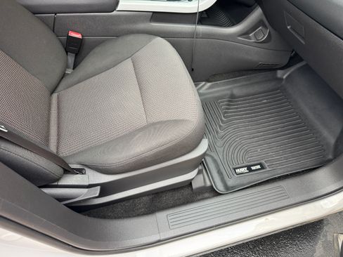 Used 2014 Ford Edge SEL image 12