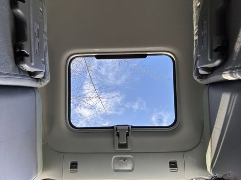 Used 2004 Honda Element LX image 12