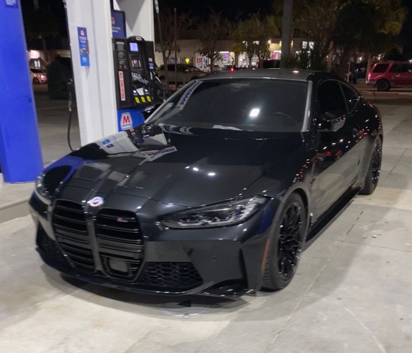 Used 2023 BMW M4 Competition RWD image 1